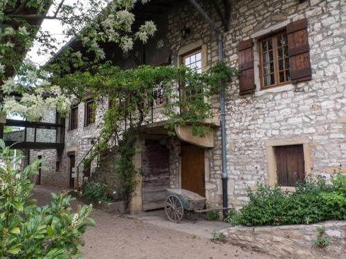 Logis Hôtel Restaurant La Vieille Ferme, Mâcon Nord - Hôtel - Mâcon