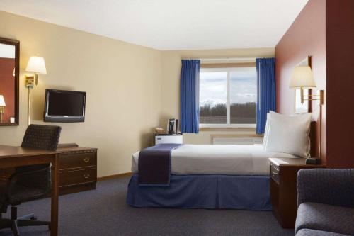 Travelodge by Wyndham Motel of St Cloud