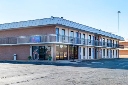 Motel 6-Perry, GA image 16