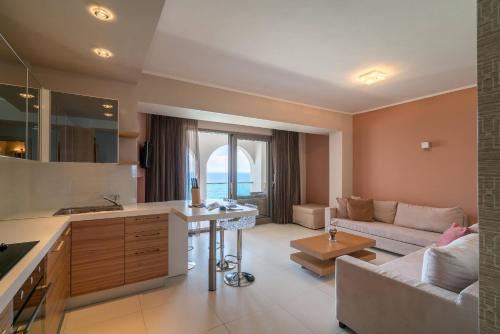 Deluxe Suite with Sea View (2 Adults)