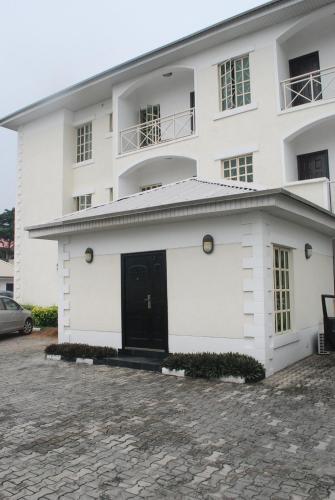 

Crownrealties apartments