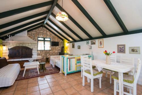 Holiday Home Artina 2 - image 12