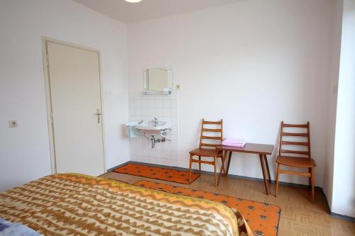  Twin Room Polace 604a in Polače