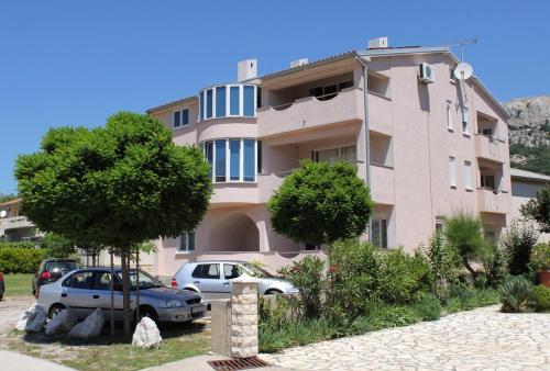 Apartments with a parking space Baska Krk - 5444