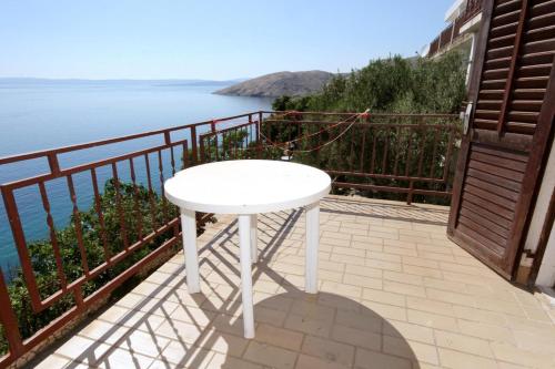  Studio Stara Baska 5447a, Pension in Stara Baška