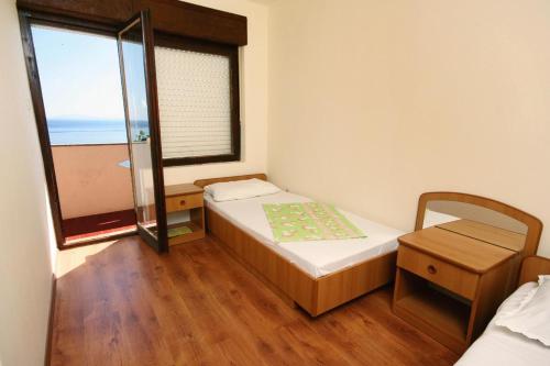  Twin Room Stara Baska 5447j, Pension in Stara Baška