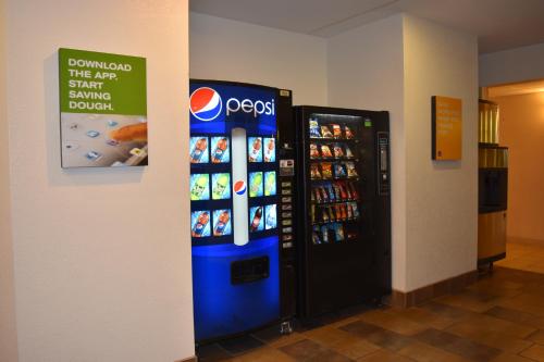 Motel 6 Anderson, IN - Indianapolis - 식음료(F&B)