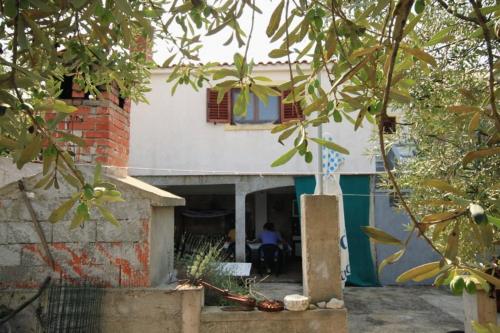  Apartment Susica 8467b, Pension in Ugljan