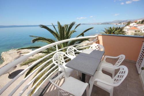  Apartment Podstrana 8677e, Unterkunft in Sveti Martin