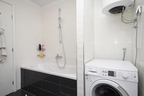 Apartments with WiFi Split - 9249 - image 3