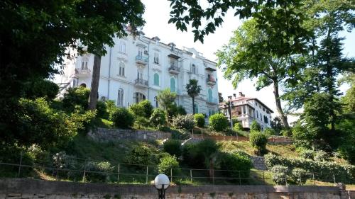 Apartments by the sea Opatija - 11185