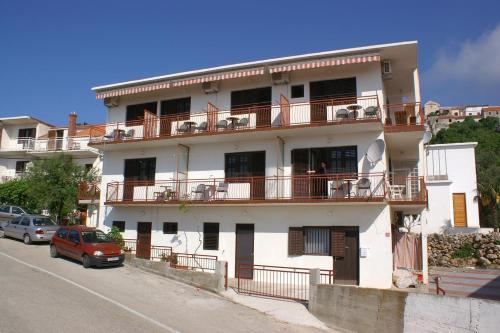  Apartments and rooms by the sea Igrane (Makarska) - 2655 in 21329 Igrane