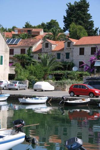 Seaside holiday house Vrboska (Hvar) - 4638 - image 7