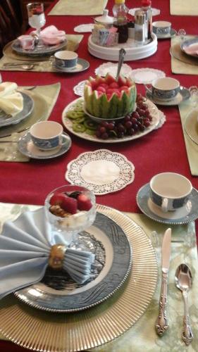 อาหารและเครื่องดื่ม, เดอะ ซิลค์ พิงคูชัน (The Silk Pincushion) in โกลเด้น (CO)