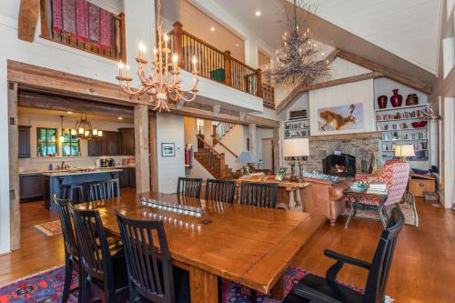 183 Starry Night Lane Home - image 2