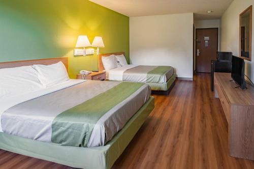Motel 6-Drums, PA Motel 6 Drums is perfectly located for both business and leisure guests in Drums (PA). The property features a wide range of facilities to make your stay a pleasant experience. To be found at the hote