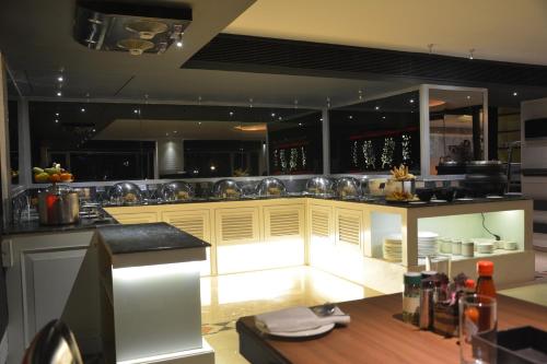 Food and beverages, The Sonnet Hotel in Jamshedpur
