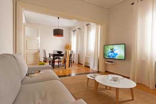 . Corfu Town Stylish Apartment