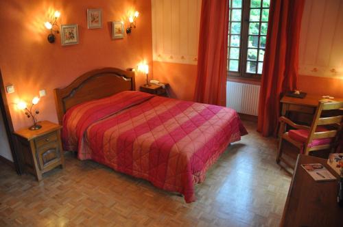 Hostellerie Du Grand Duc Hostellerie Du Grand Duc is perfectly located for both business and leisure guests in Gincla. Offering a variety of facilities and services, the hotel provides all you need for a good nights sleep. A