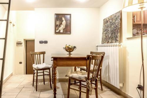 Palazzo Farnese Historical Home, Roma (foto 5)