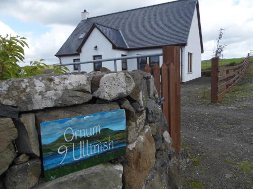 Зовнішній вигляд готелю, Ornum Self Catering Cottage in Paible
