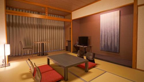 room detail thumbnail 1