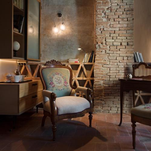 Superior Double Room image 10