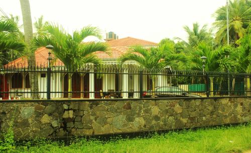 Royal Phoenix Boutique Villa