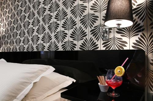 Best Western JFK Hotel - image 14