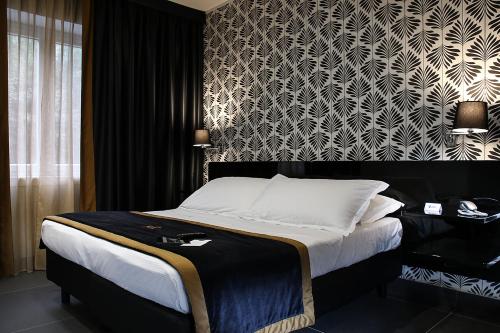 Best Western JFK Hotel - image 12