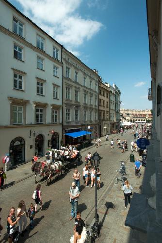 WAWELOVE spacious 3 bedroom apt 1 min to Main Sq!, Cracovie (photo 6)