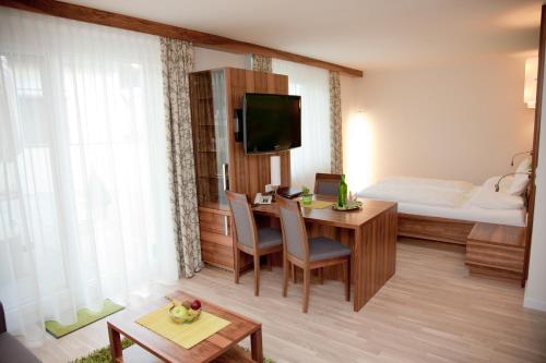 Hotel-Restaurant Teuschler-Mogg - main image