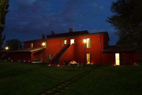 A Hotelcom Residenza Torre Acquatino Aparthotel Spello - 