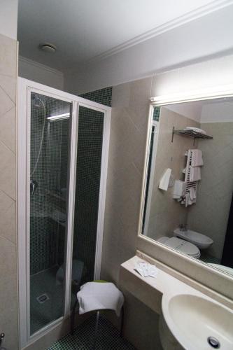 Economy Double or Twin Room