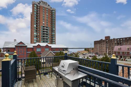 Noble Suites in Brockville (Ontario)