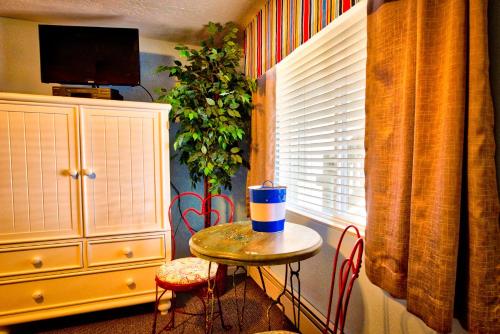 Sandy Cove Inn – Seaside, OR