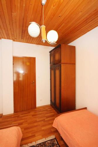 Apartments with a parking space Jezera, Murter - 5093