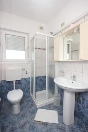Apartments with a swimming pool Umag - 3358 - main image