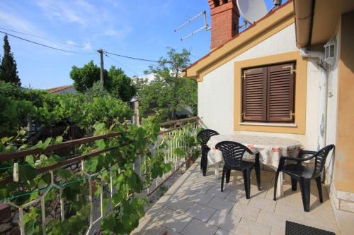  Apartment Brsec 7755a, Unterkunft in Brseč