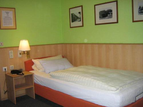 Single Room