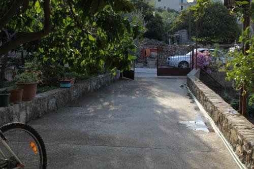 Apartments with a parking space Vis - 8861 - image 7