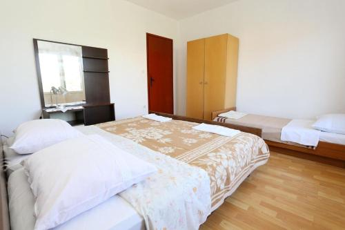  Apartment Trpanj 10148b in Trpanj