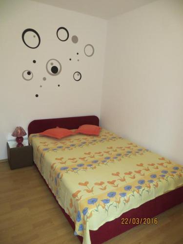 Apartments by the sea Rogoznica - 11710 - image 7