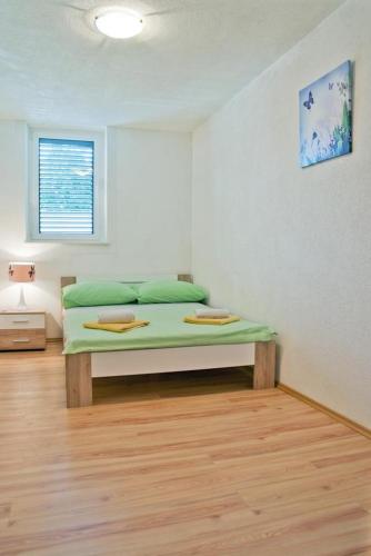 Apartments with a parking space Split - 11726, Split (photo 2)