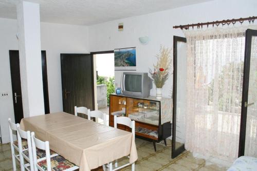 Apartments with a parking space Lokva Rogoznica Omis - 2759