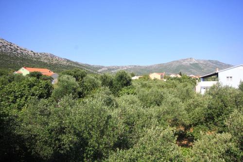 Two-Bedroom Apartment with Balcony image 2