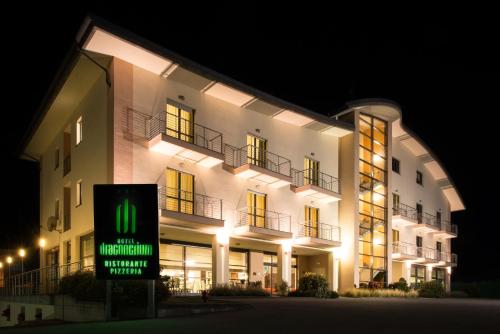 Draconerium Hotel - 숙소 외관