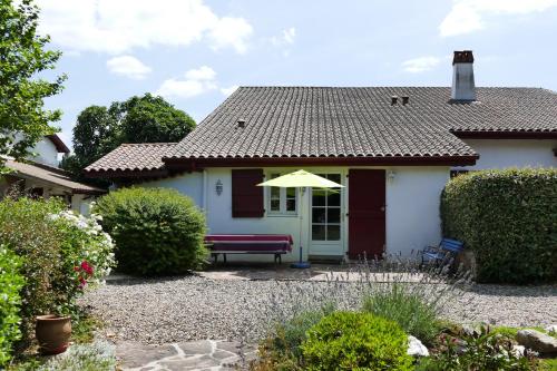 BaskoParadis I Eco-Gites I Calme I Vue I Ânes I Jardin I Montagne I Nature