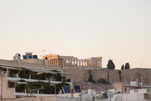 Acropolis at your fingertips, Athens