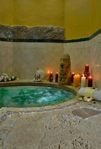 Swimming pool, Hotel Hacienda El Salitre in Salitre